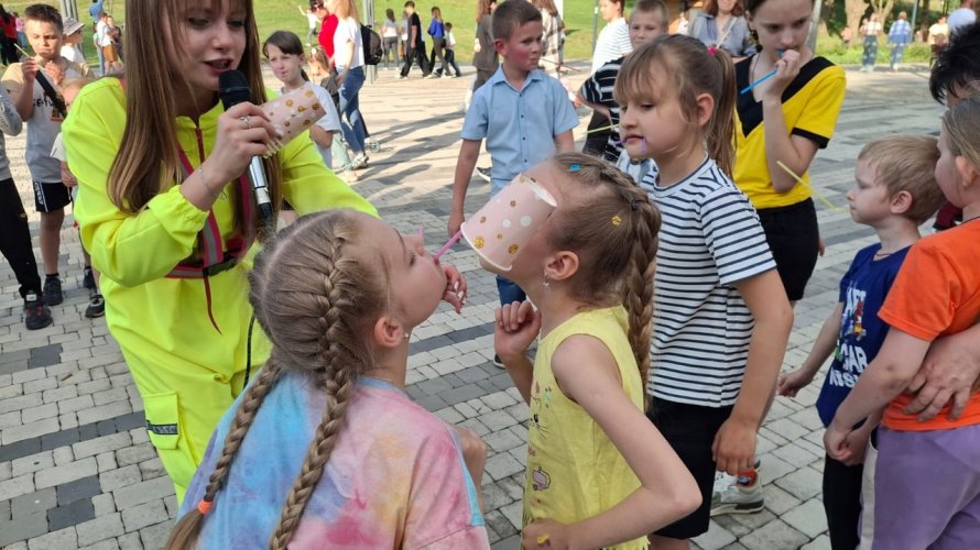 «Под парусом детства»