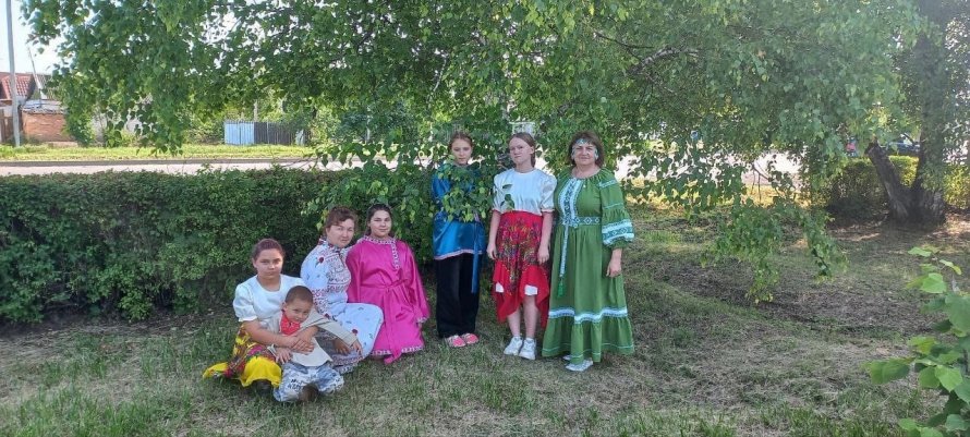 «В гостях у русской берёзки»