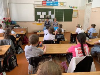 «Кто знает Аз да Буки, тому и книги в руки»