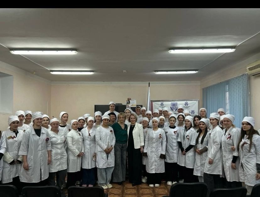 «Сатиры смелой властелин»